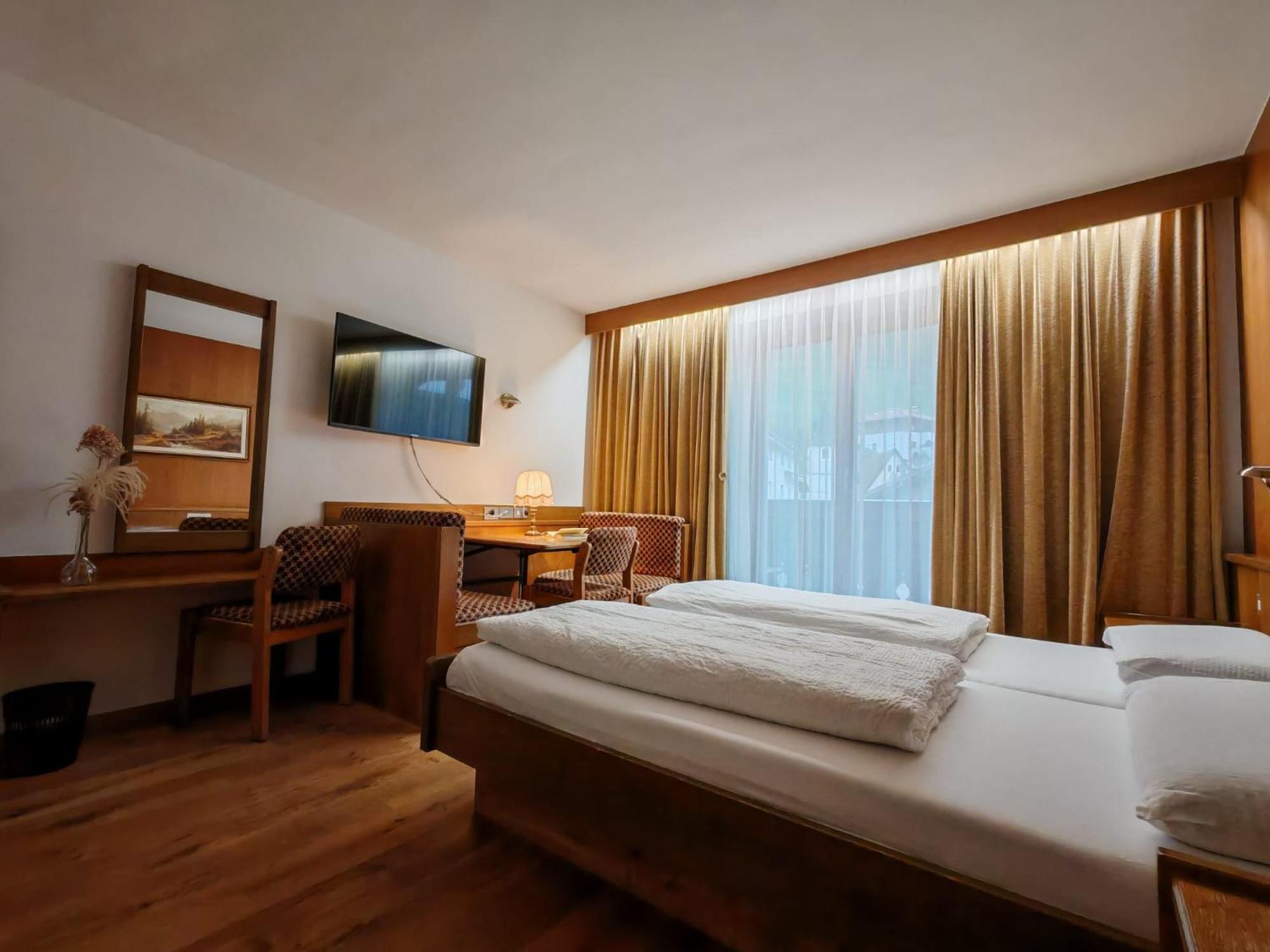 Hotel Alpenblick Sarentino Exteriér fotografie