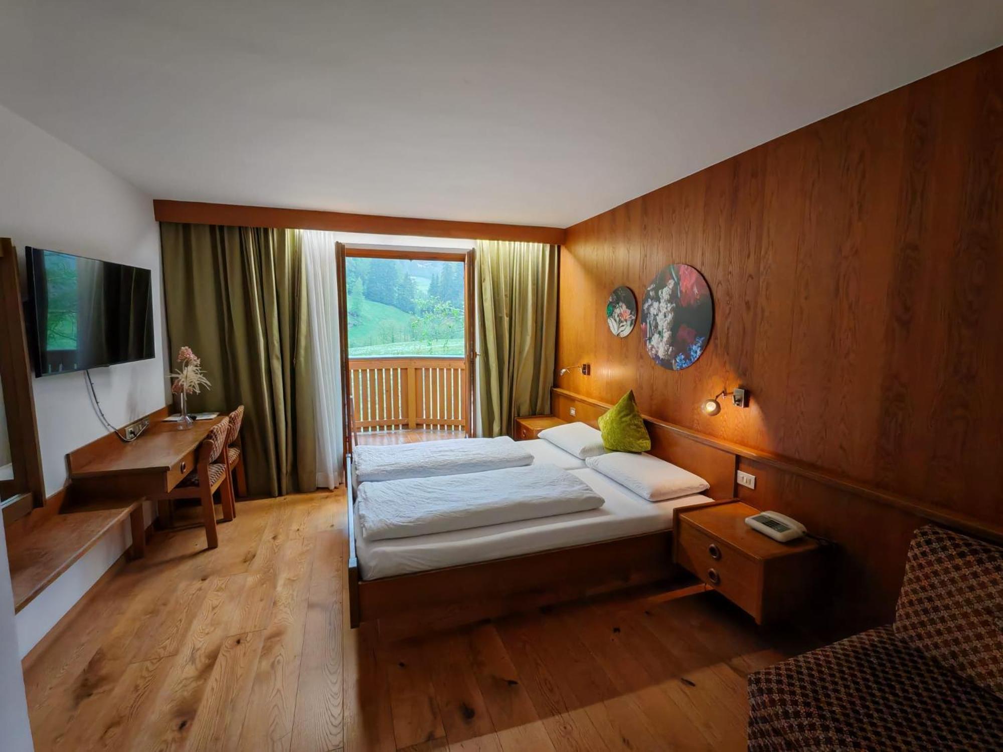 Hotel Alpenblick Sarentino Exteriér fotografie
